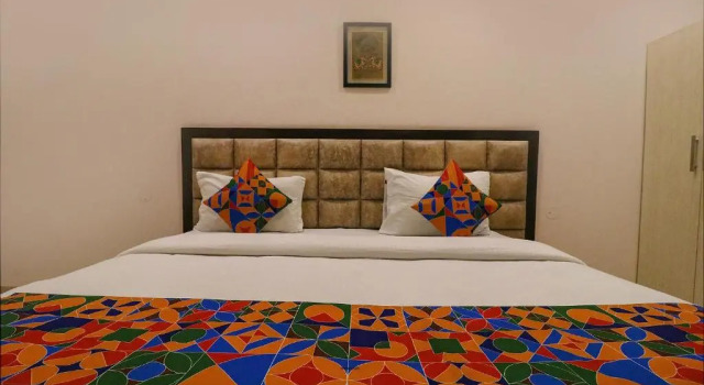 FabHotel Qotel Nirvana Suites