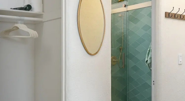 Двухместные апартаменты Charming Studio near Downtown! CDC Sanitized!