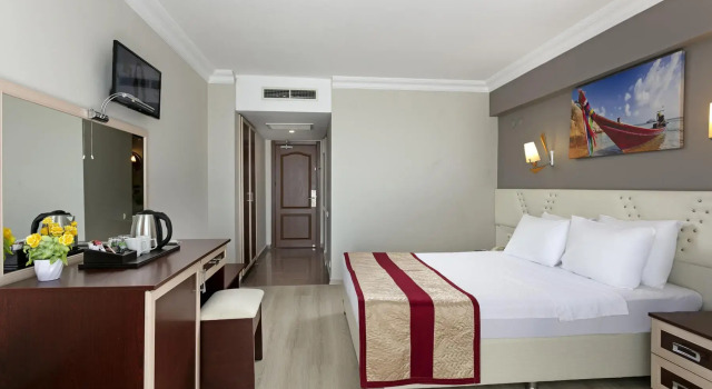 Hattuşa Vacation Beach Hotel