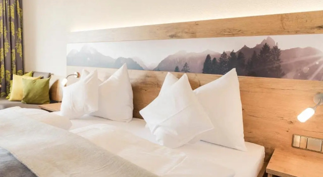 Landhotel Waldeck, Reserva ahora Hotel Hoteles en Fremdingen con piscina, Piscina