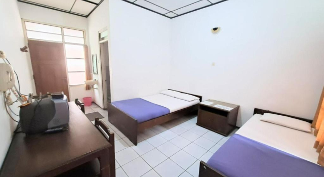 O podwyższonym standardzie dwuosobowy pokój Satriafi Hotel