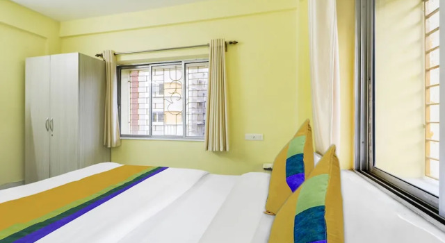 Treebo Trip Flama House, Забронировать Отель Калькутта East Zone, рядом с Capgemini India Private Limited