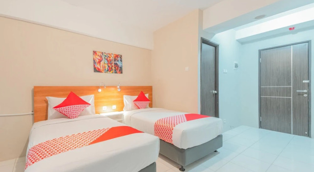 Mont Blanc by OYO Rooms