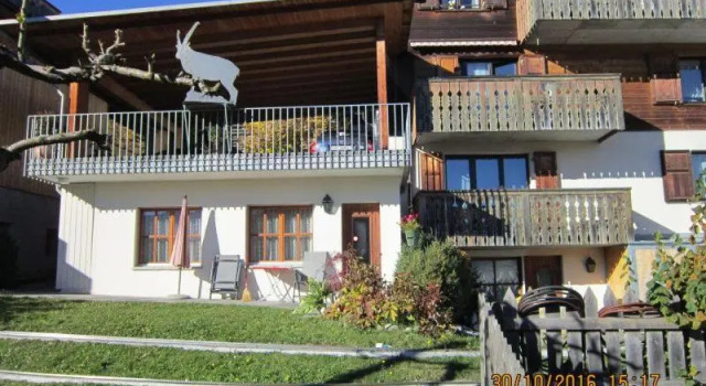 Flumina - Ferienwohnung für max. 4 Personen, Book Hotel Flims 