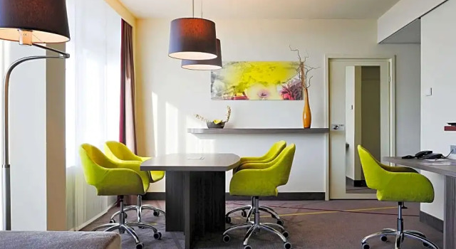 Double suite Mercure Hotel Groningen Martiniplaza