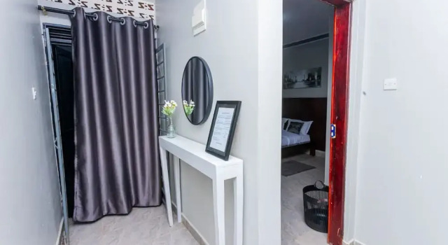 The Den Soroti White