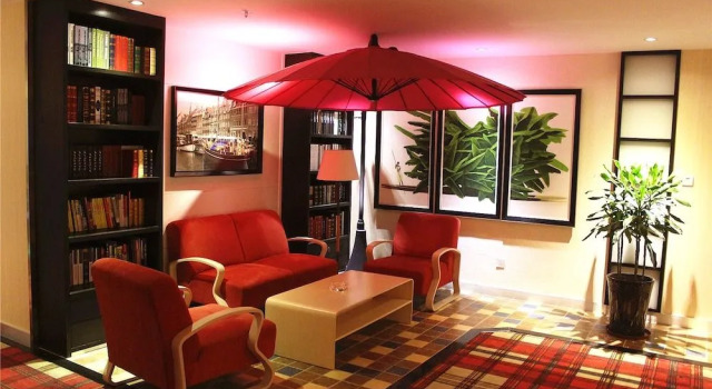 Merrynest Hotel