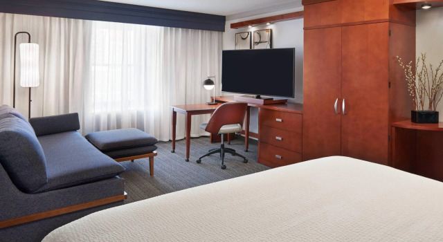 Двухместный номер Standard Courtyard by Marriott Waterloo St. Jacobs