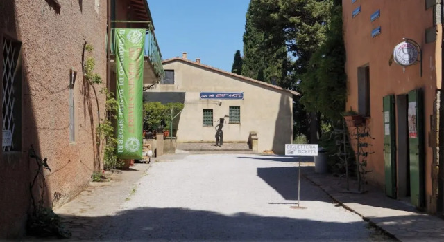 Il Giardino di Daniel Spoerri, Reserva ahora Hotel Seggiano 