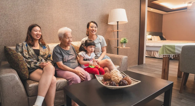 Четырёхместный номер Standard с видом на город Royal Rose Hotel Xinsheng