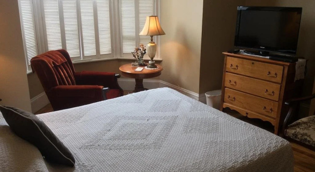McLean House Inn, Buchen Sie Hotel Souris Prince Edward Island