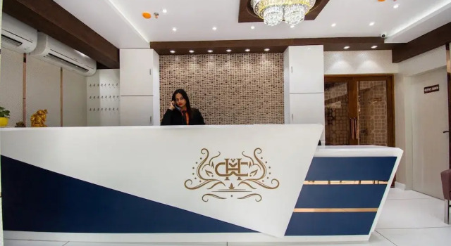Capital O 60412 Hotel Orion Crystal, Prenota Hotel Calcutta 