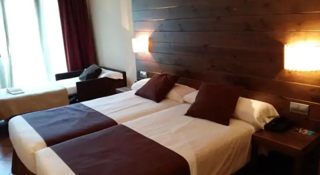 Трёхместный номер Standard с балконом Hotel Màgic Ski by Nexta