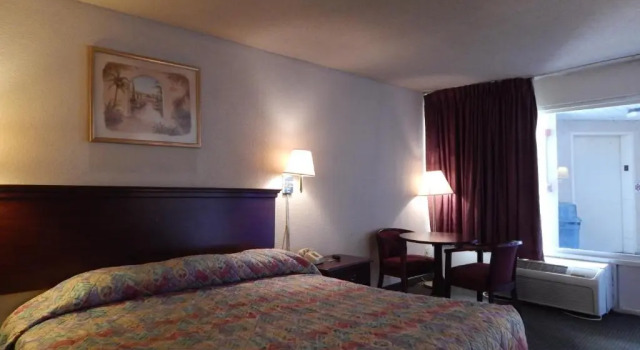 Номер Standard Knights Inn - Plant City