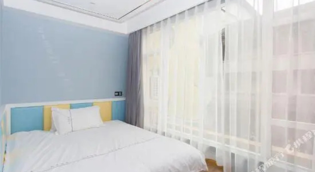 Номер Standard Leshan Hongxiu Hotel