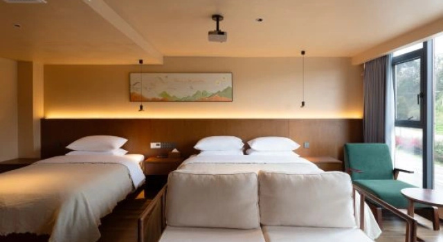 Семейный люкс Floral Hotel · Rui Feng Hotel