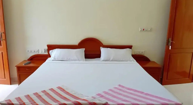 Greenshore Apartments