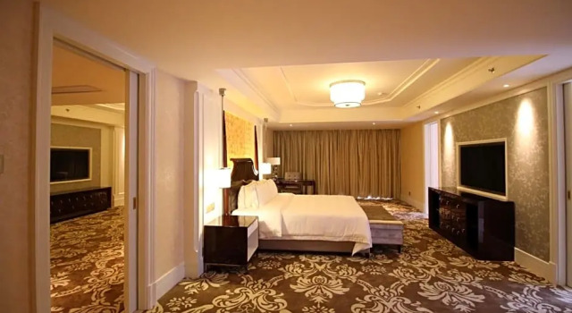 Люкс Executive Lake Piedmont International Hotel