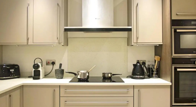 Апартаменты The Norfolk Townhouse - Large & Stunning 5BDR Mews Home on Private Street