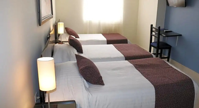 Трёхместный номер Standard HOTEL PLAZUELA REAL
