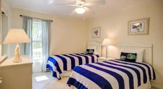 Villa 2424, Забронировать Вилла Кэптива Florida Gulf Coast, рядом с Пляж Каптива