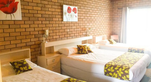 Трёхместный номер Standard Bakery Park Motor Inn
