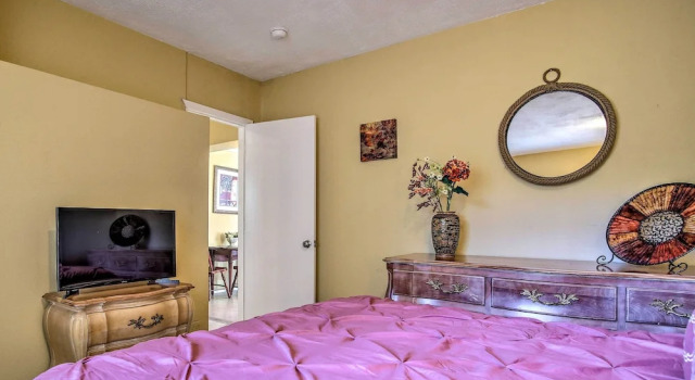 Ideally Located Abode w/ Gazebo in Pompano Beach!, Rezerwuj Dom wakacyjny Hotele w Broward County z parkingiem, Parking