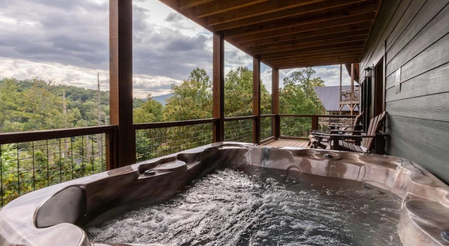 New Lux 4 King Suites Gamerm Hot Tub Views