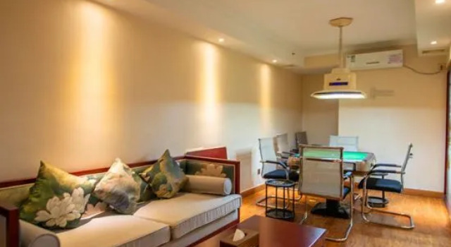Люкс Qinyuan Holiday Hotel