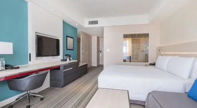 Двухместный номер Executive с балконом и с видом на океан Hilton Okinawa Chatan Resort