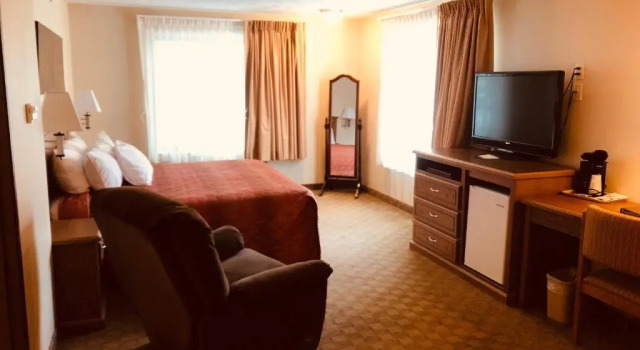 Люкс Shenandoah Inn & Suites