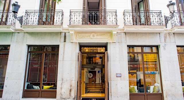 Soho Boutique Opera, Забронировать Бутик-отель Отели Мадрида с парковкой, рядом с Plaza de Pedro Zerolo, Парковка