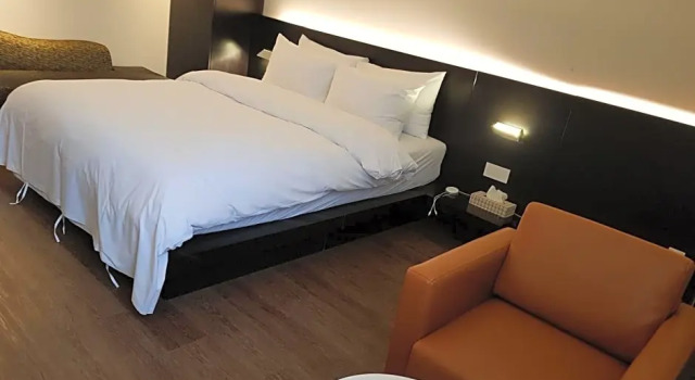 Номер Deluxe Golden River Hotel