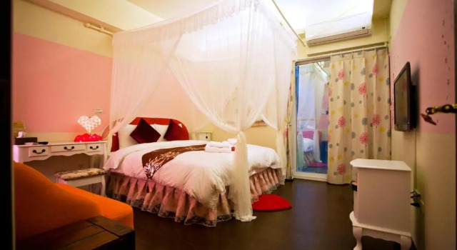 Номер Superior Sweet Rainbow B&B