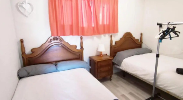APARTAMENTO SOLANO - VIRGEN DE LA VEGA - ALCALÁ IDEAL MONTAñA Y RELAX, Book Apartment Hotels in Aragon with Parking, Parking