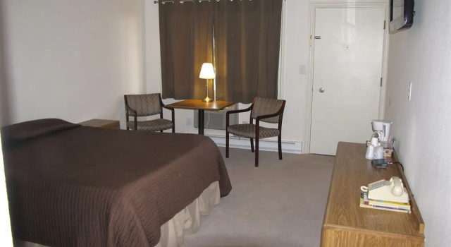 Americas Best Value Inn St. Helen, Book Hotel Hoteller i St. Helens med parkering, Parkering