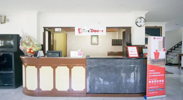 RedDoorz Plus near Pelabuhan Bitung
