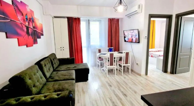 Evelyn Modern Apartment near Palas