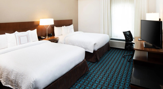 Четырёхместный номер Standard Fairfield Inn & Suites by Marriott Savannah Downtown Historic District