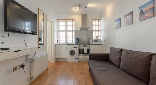 Modern 1 Bedroom Paddington Apartment