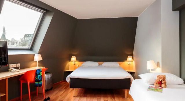 Трёхместный номер Standard Ibis Brussels City Centre