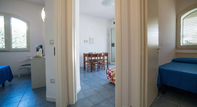 Коттедж с 2 комнатами Le Bianche ville con patio privato a un passo dal mare
