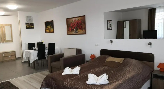 Апартаменты Diamond Apartman