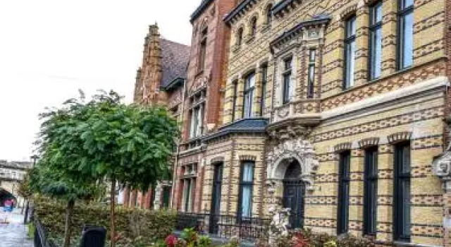 Abondance Logies, Забронировать Отель Berchem Антверпен, рядом с Станция Антверпен Централь