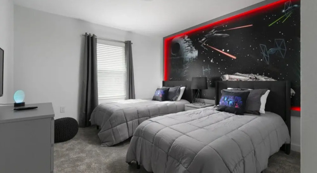 Gorgeous New Townhome at Storey Lake