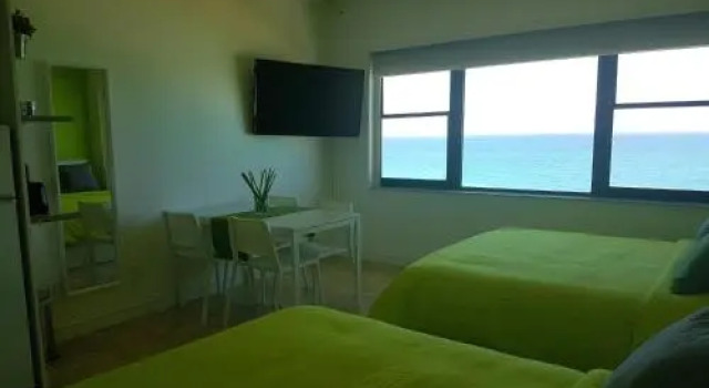 Miami Beach Suncoast Apartment III, Varaa Huoneisto Hotellit Miami Beach uima-altaalla, Uima-allas