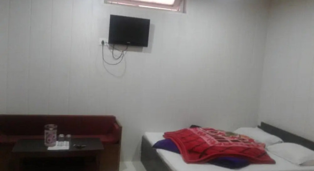 Hotel Neelam Raj Nainital