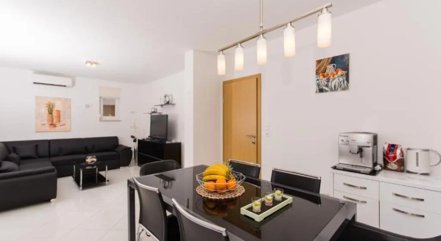 Апартаменты Apartmani- Lastro