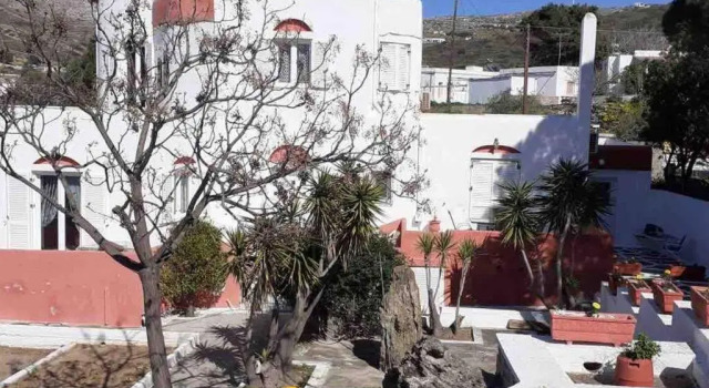 Studio Poseidon, Prenota Appartamento Kinion Syros