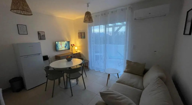 Residence Marina di Bravone - appartement 4 personnes Vue Mer 2ème etage N182, Varaa Huoneisto Linguizzetta 